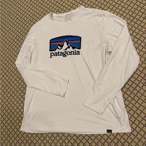 Patagonia Men's White Long Sleeve Tee with Logo